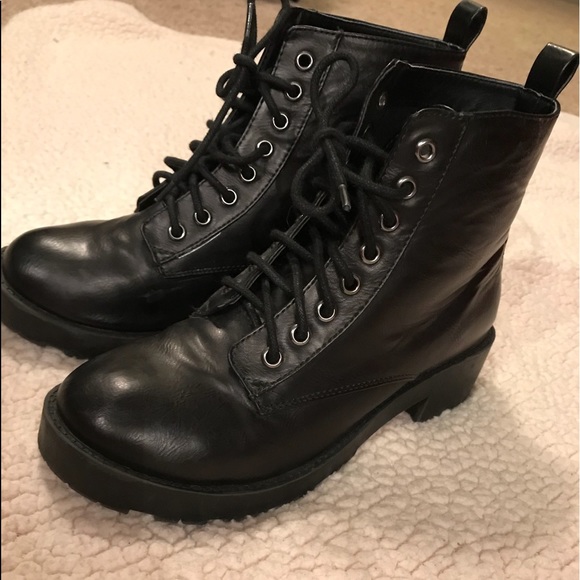 Urban Outfitters Shoes - Urban outfitters booties